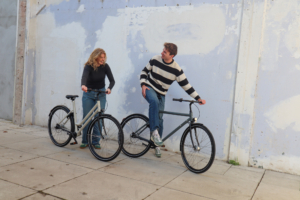 Brik-Standard-Edition_couple